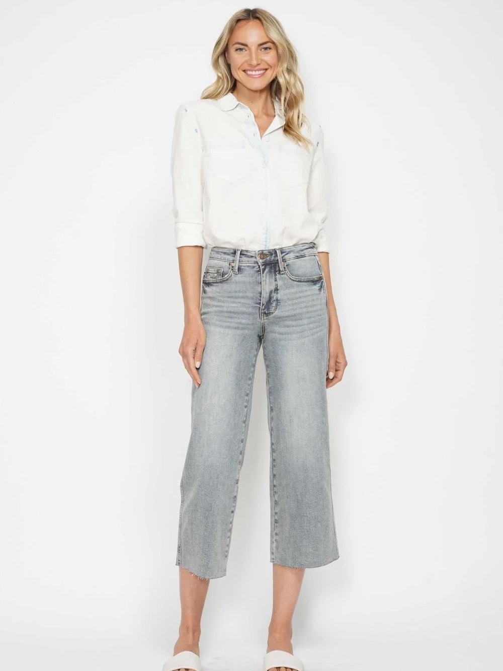 Judy Blue Mid-Rise Tummy Control Raw Hem Wide Leg Crop Jean Sz 3/26 #101